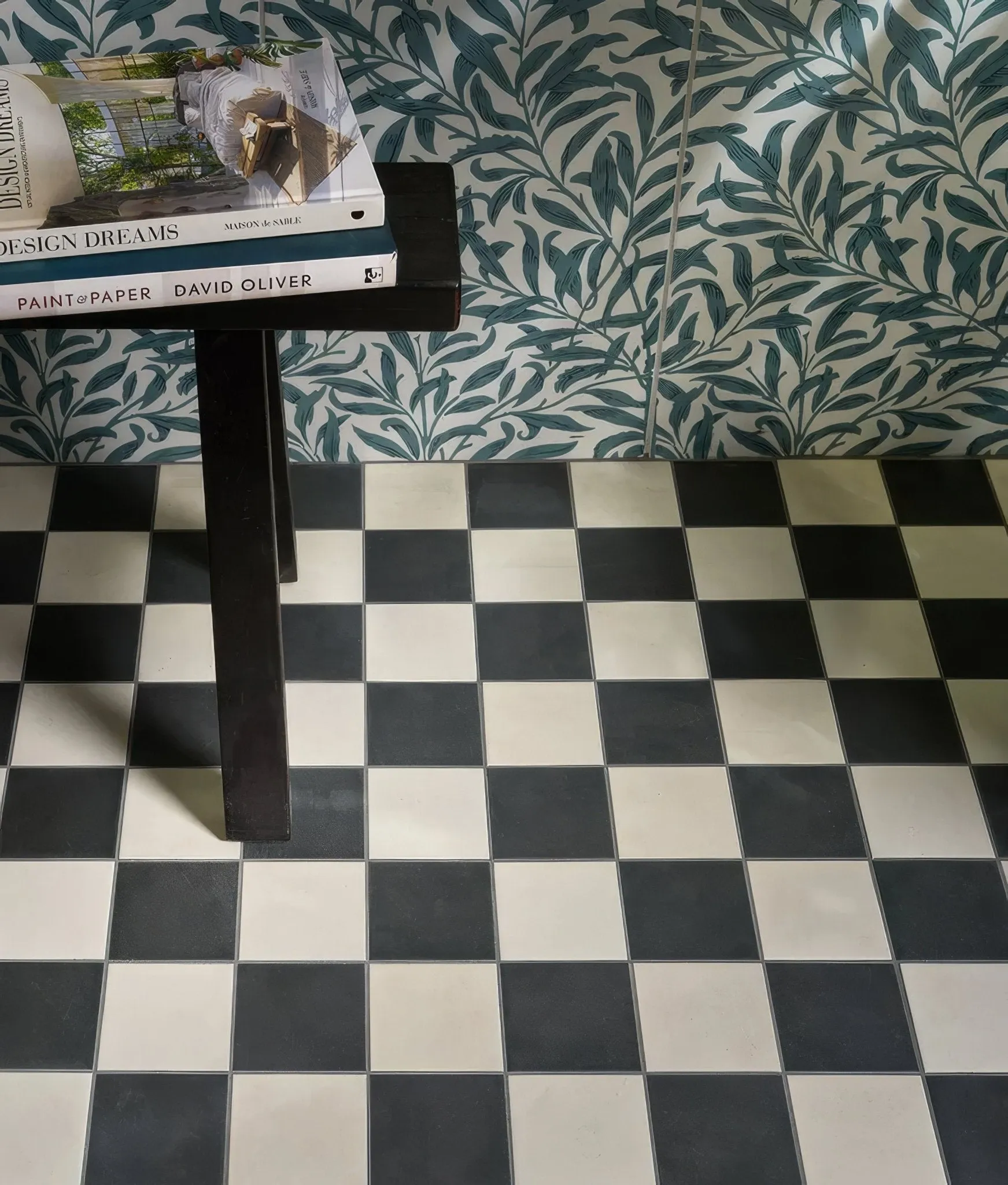 Victorian Style Porcelain Chess Mono A