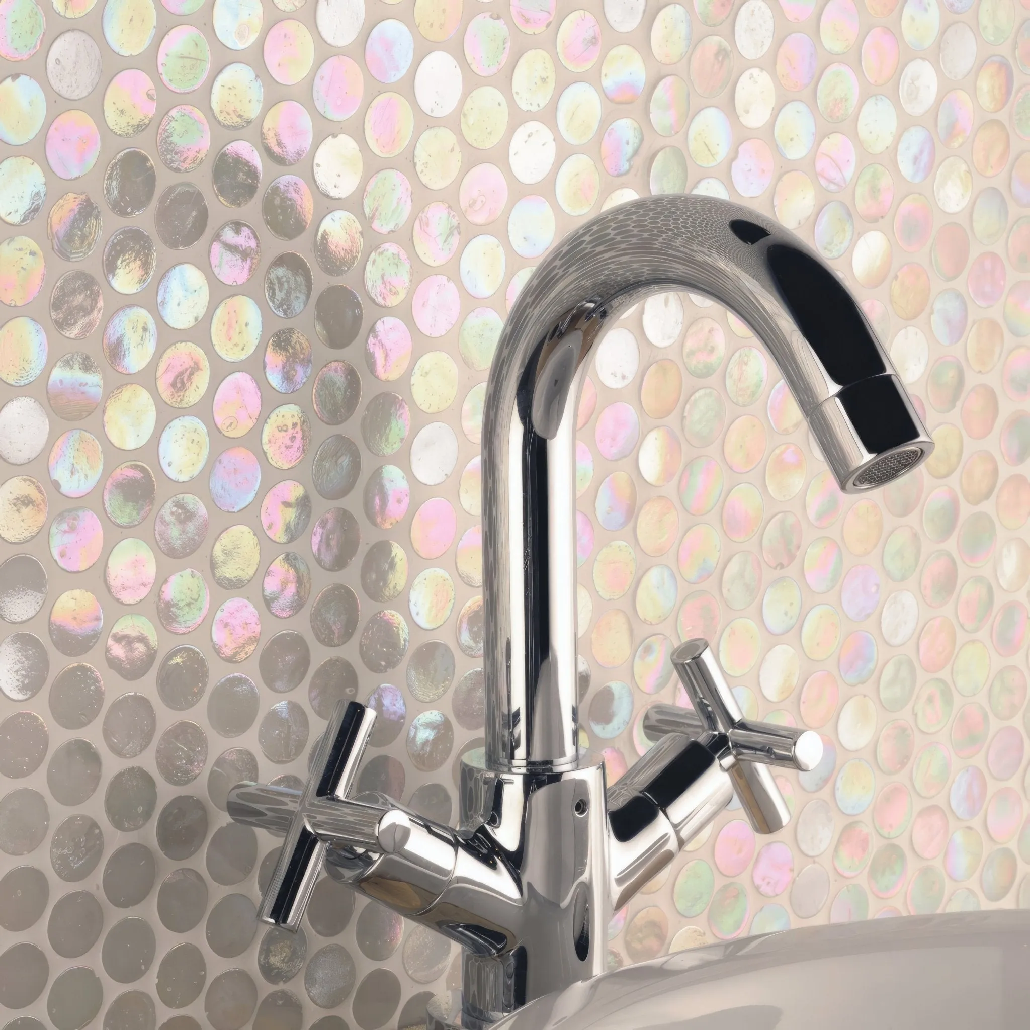 White Lady Iridescent Round Glass Mosaic